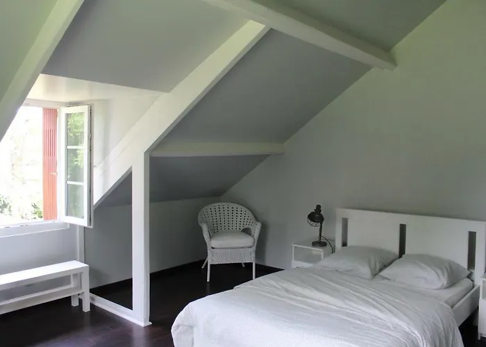 Le Poule House 乡村民宿 Guérard